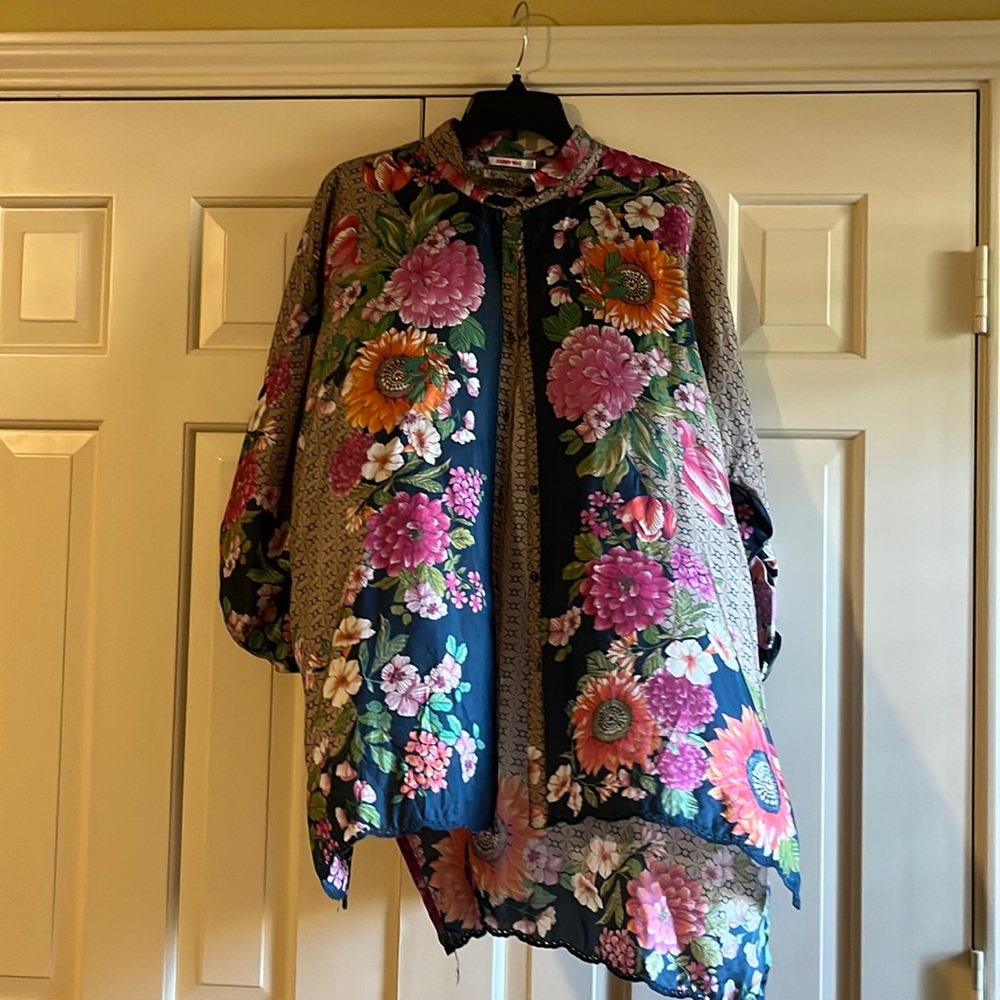 Johnny Was blouse/top size large